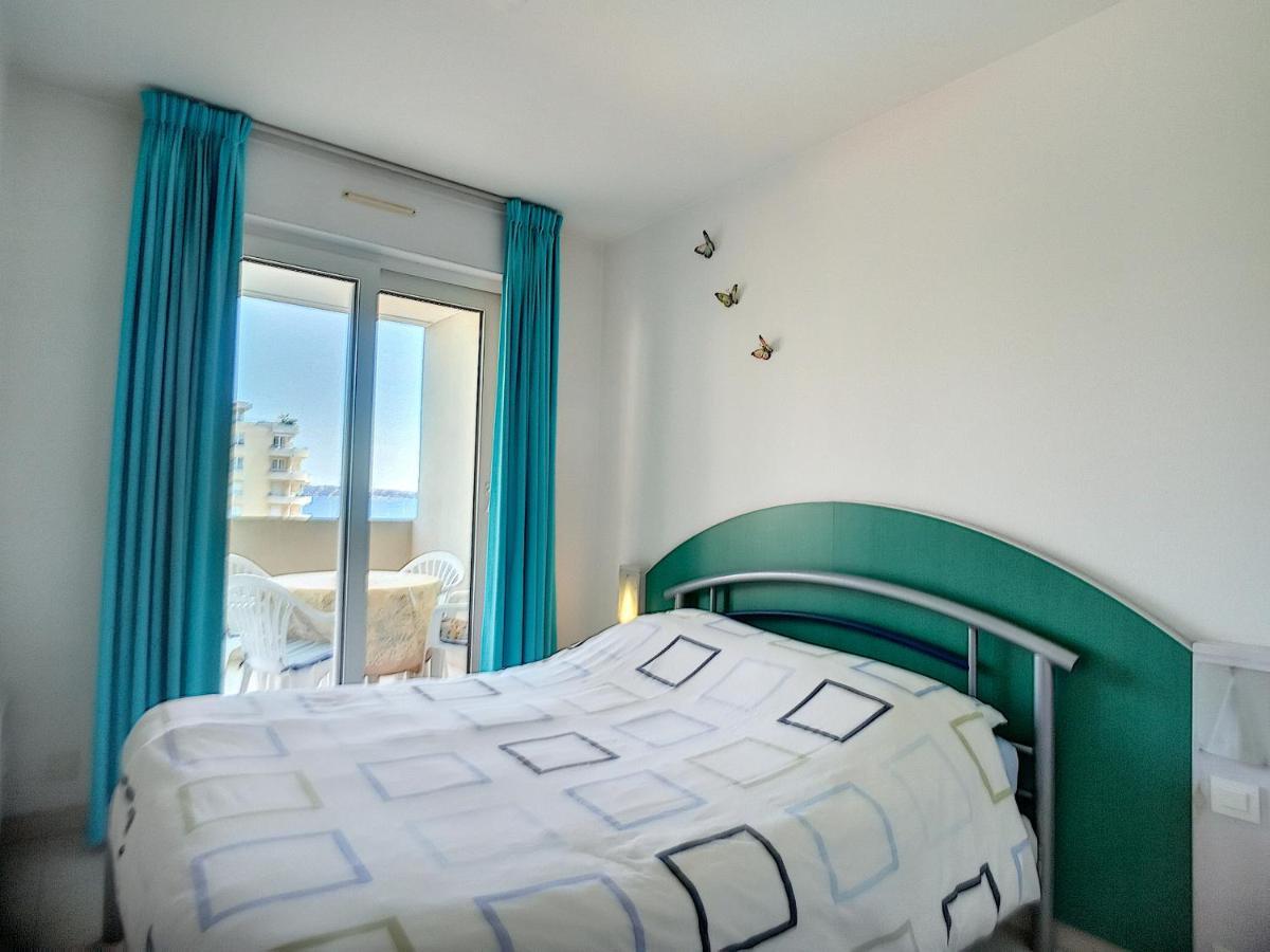 Antibes Les Pins 2 Pieces Vue Mer Piscine Parking Apartment Exterior photo